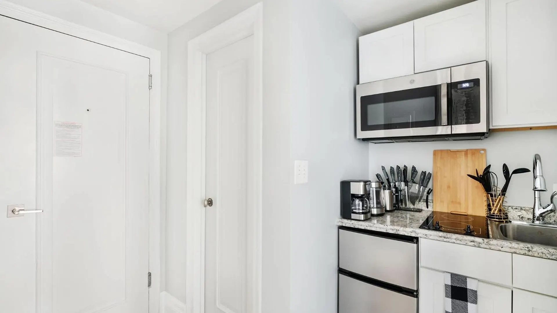 73-801 New 1Br 1Bth Uws Doorman Gym Apartment New York